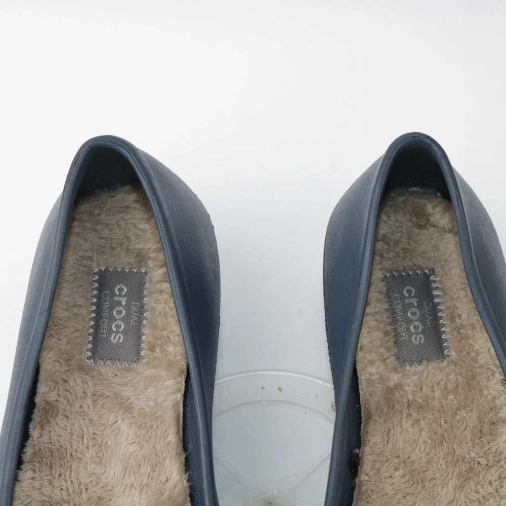 CROCS womens olivia